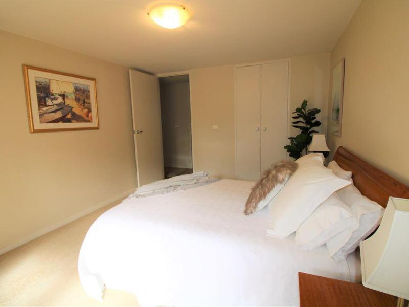 Classic Charm In Domain Melbourne
