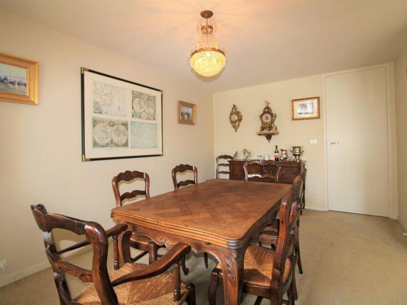 Classic Charm In Domain * Melbourne